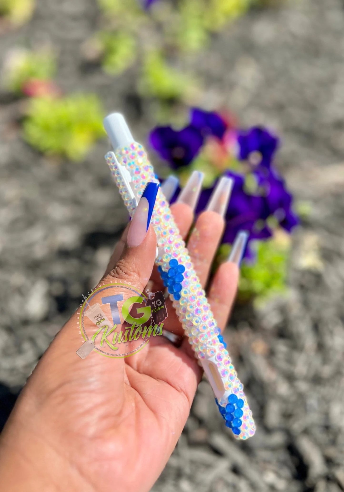 Custom Rhinestone Apple Pencil Holder β Retractable Case for 2nd Gen & Pro